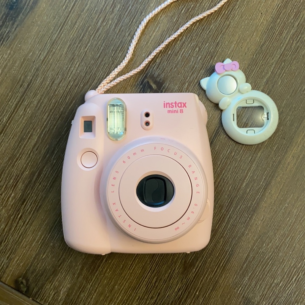 Instax mini 8 camera and close-up lens